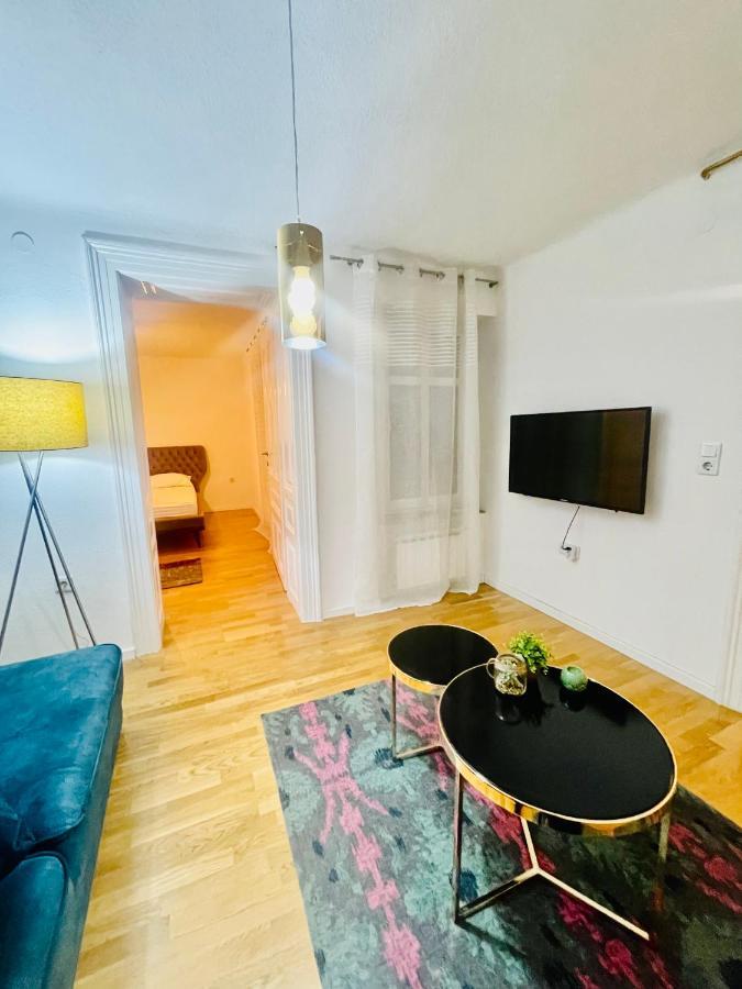 Ferhadija Lounge Appartement Sarajevo Buitenkant foto
